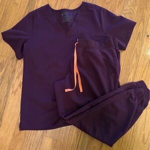 RARE Color FIGS Scrub Set L – Catarina + Zamora Joggers - Deep Purple
